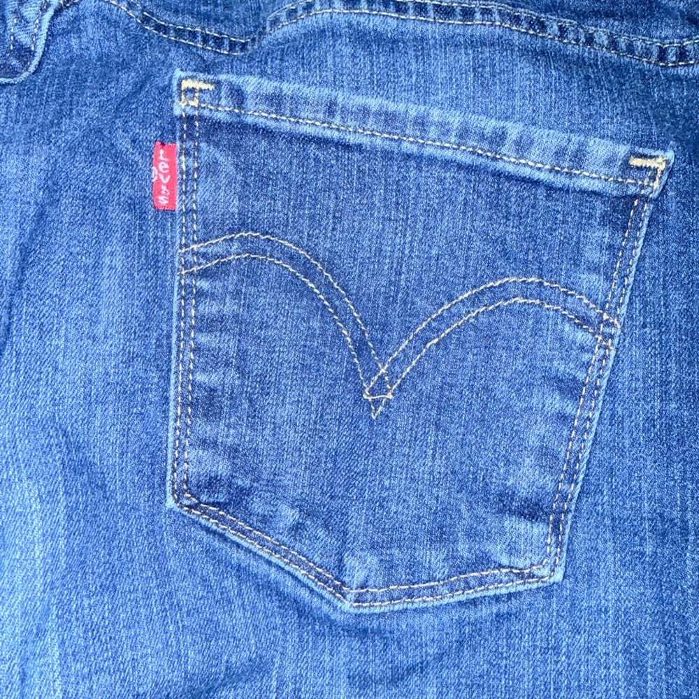 Levi's Women's Straight 505 Jeans in Dark Blue size 12, waist 31, length 28 - Picture 9 of 10